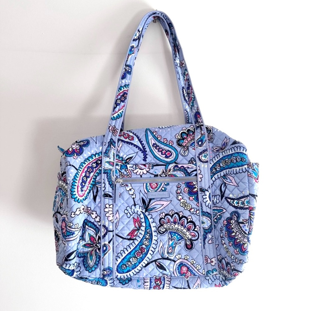 Vera Bradley Duffle Bag in Makani Paisley